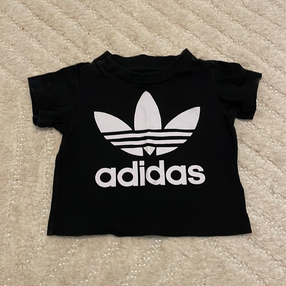 Baby adidas shirt - Picture 1 of 1